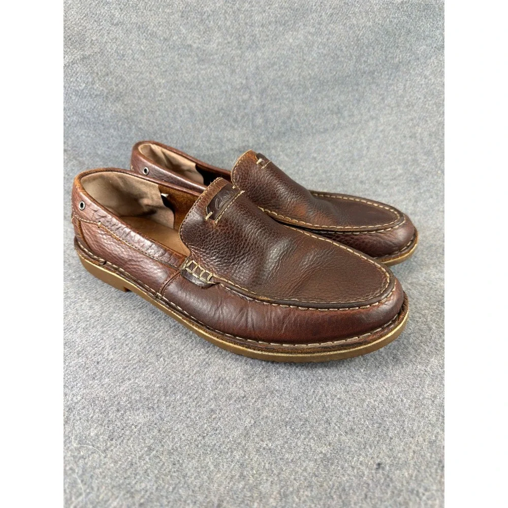 Clarks Loafers Mens 9.5M‎ Brown Leather Slip On Moc Toe 61693 Dress Shoes